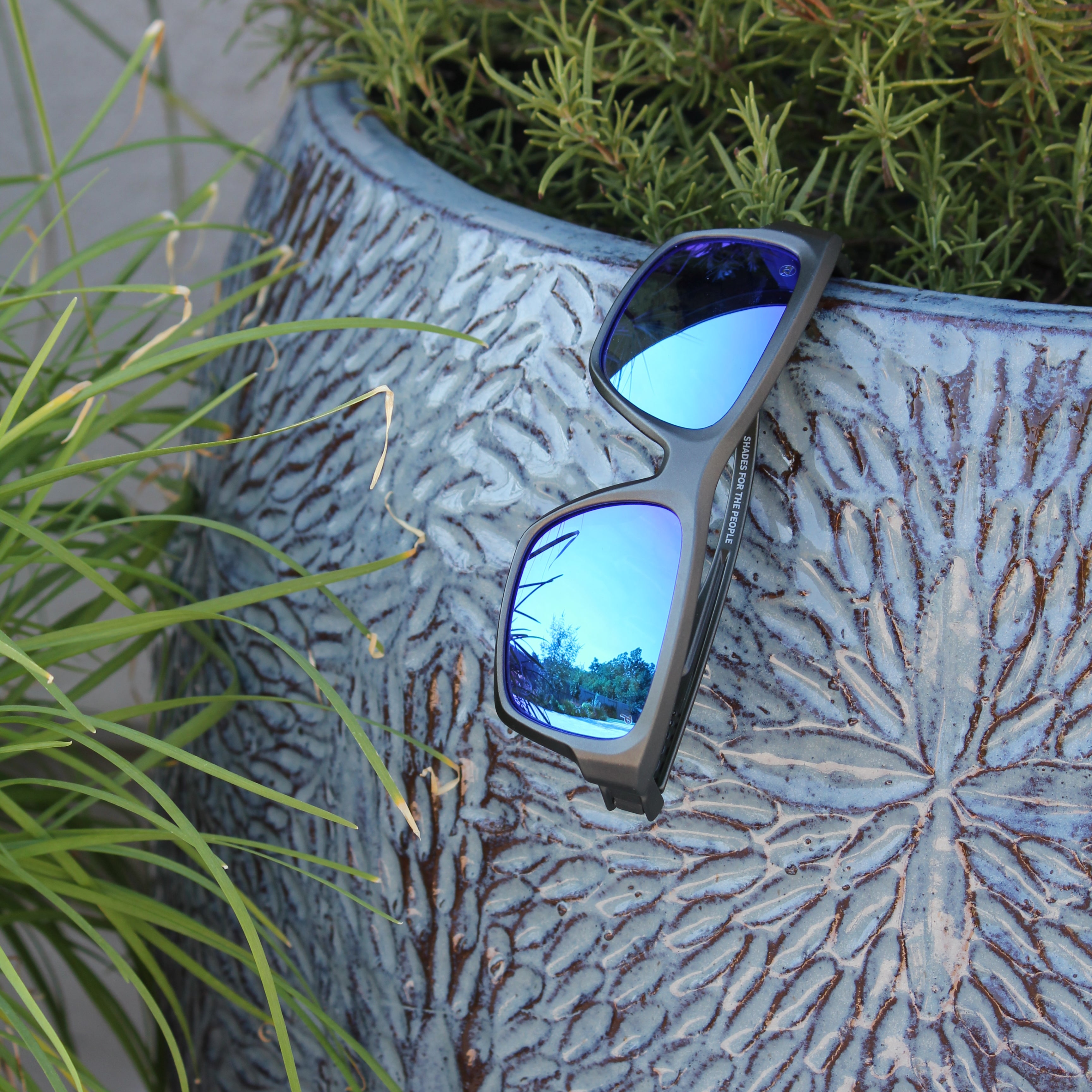 Brocks - Floating Sunglasses KZ