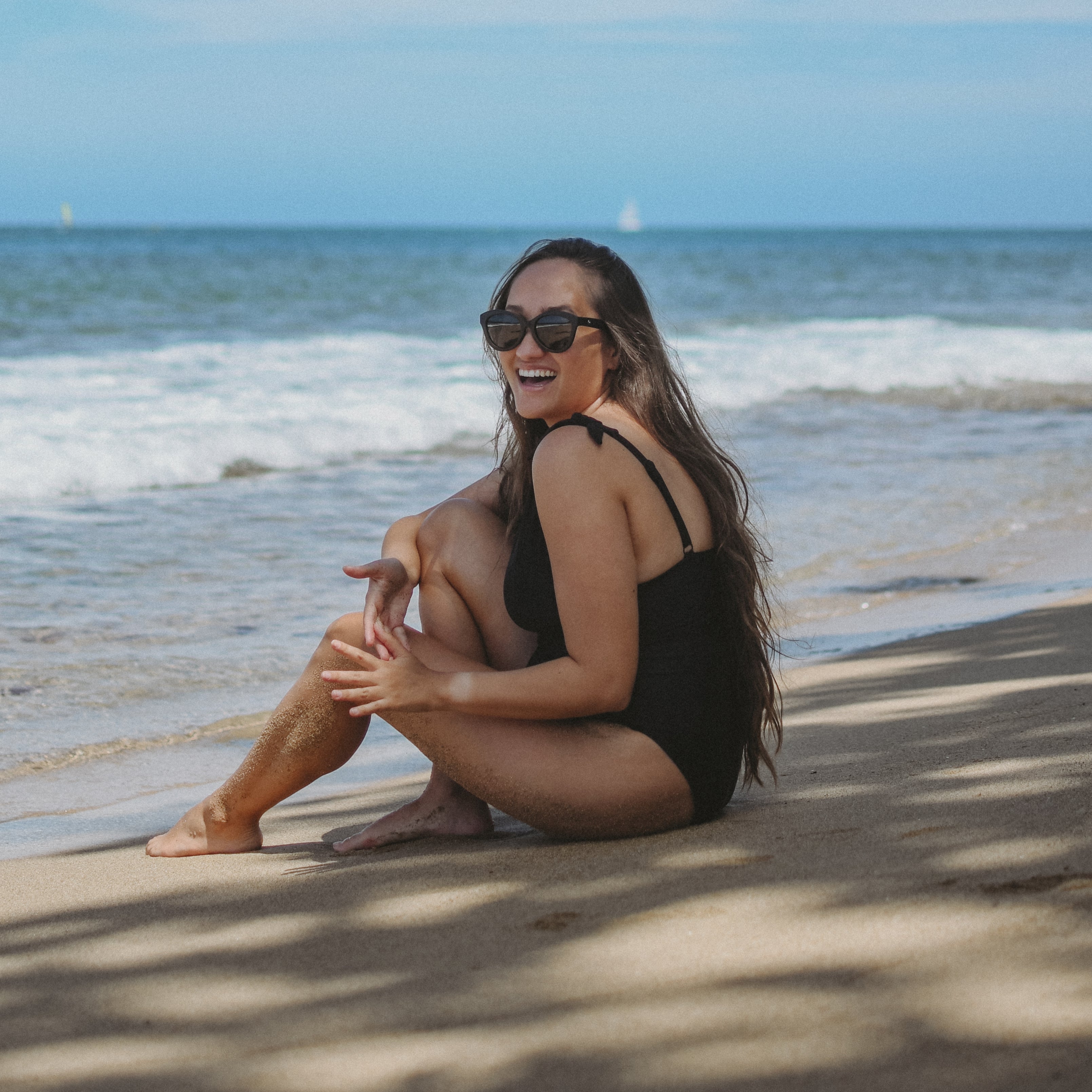 Metro - Floating Sunglasses KZ